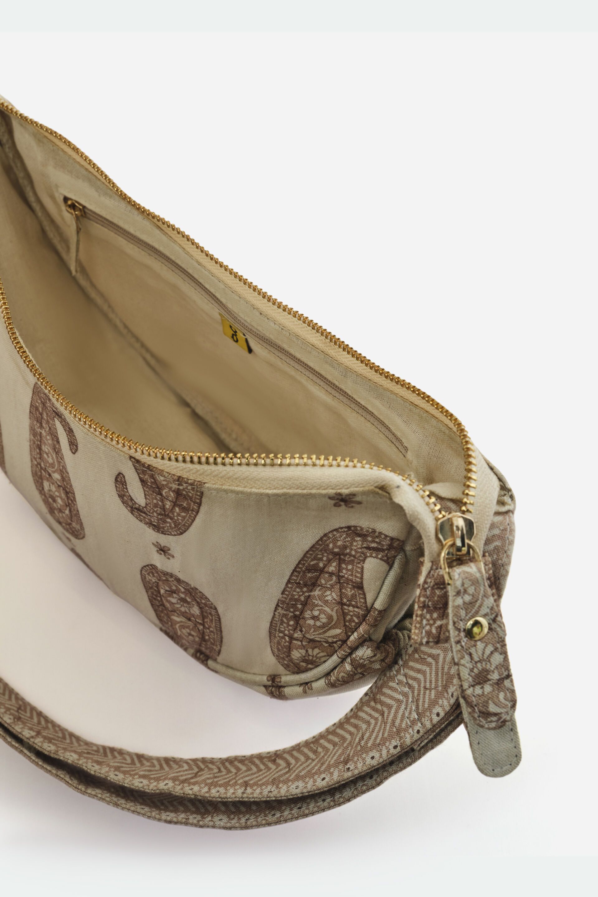 Cream Cloth Carry Bags, , image 2